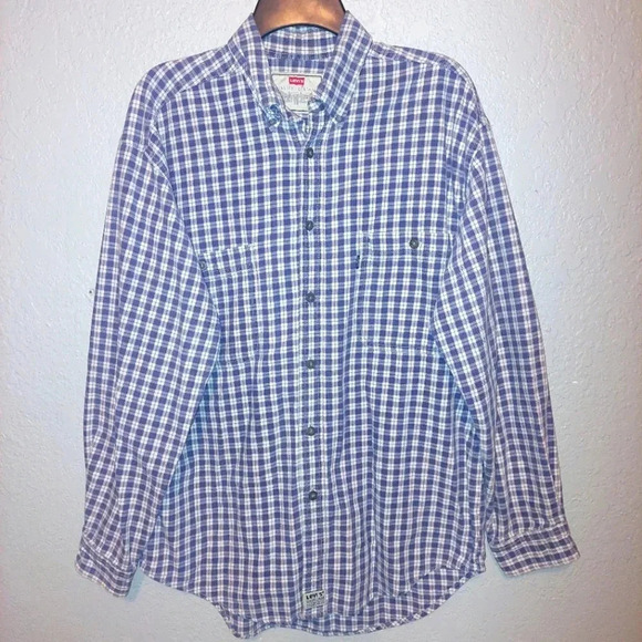 Levi's Other - Levi’s Button Shirt Plaid White & Blue  Sz Medium 90’s Vtg